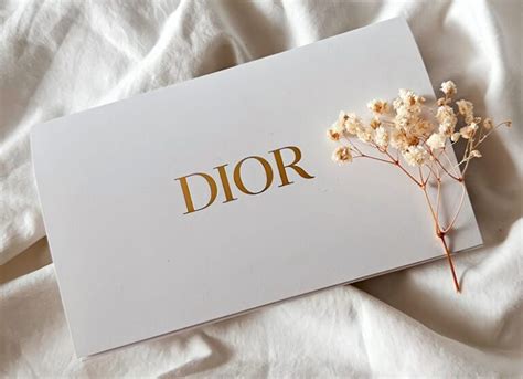 dior 一万円|予算1万円でディオールをプレゼントするならこれ！おすすめア .